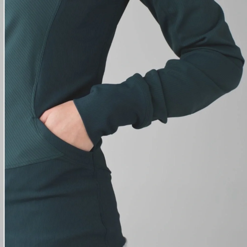 Lululemon In Flux Hooded Jacket Reversible - 6 - Picture 6 of 13